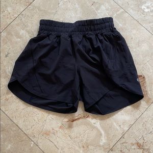 Lululemon Track That Short 5” (4)